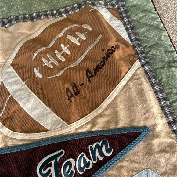 Sports-Themed Kids Quilt - Picture 6 of 8